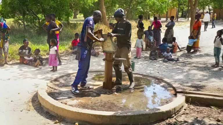 Volunteer brings borehole back to life