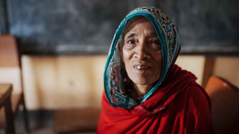 Cataract surgery brings second chance for Gulbahar